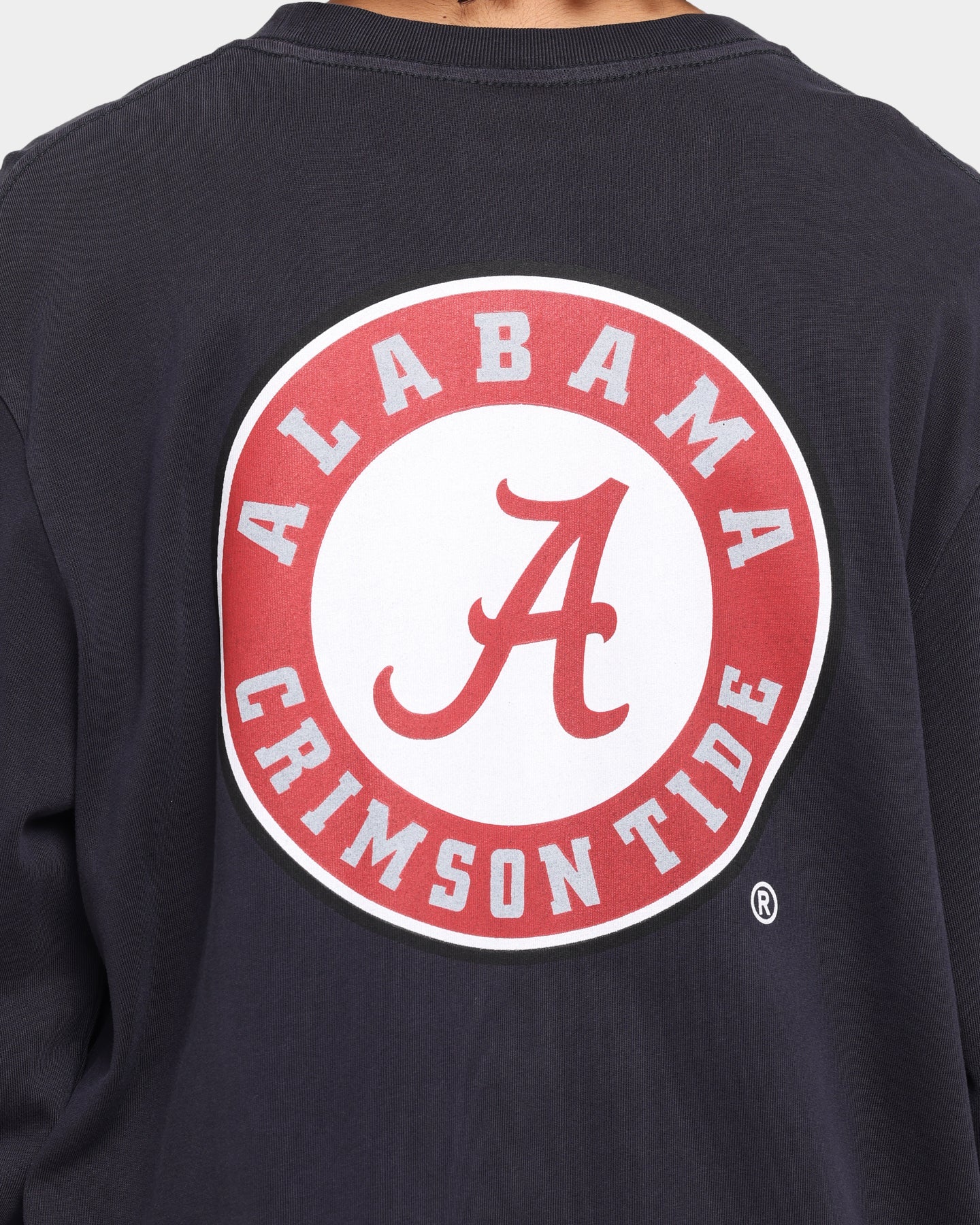NATIONAL COLLEGIATE ATHLETIC ASSC Alabama Crimson Tide Team Crest Jeaner Long Sleeve T-Shirt Vintage Black Style001