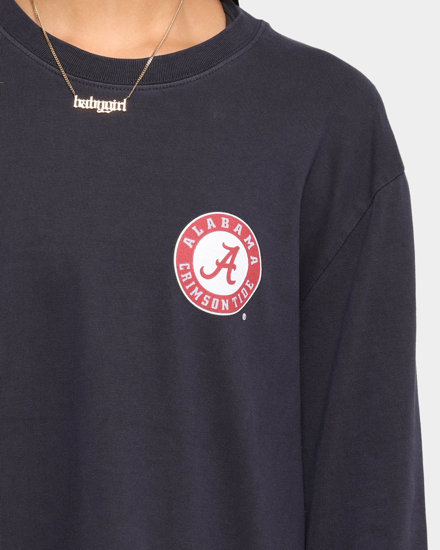 NATIONAL COLLEGIATE ATHLETIC ASSC Alabama Crimson Tide Team Crest Jeaner Long Sleeve T-Shirt Vintage Black Style001