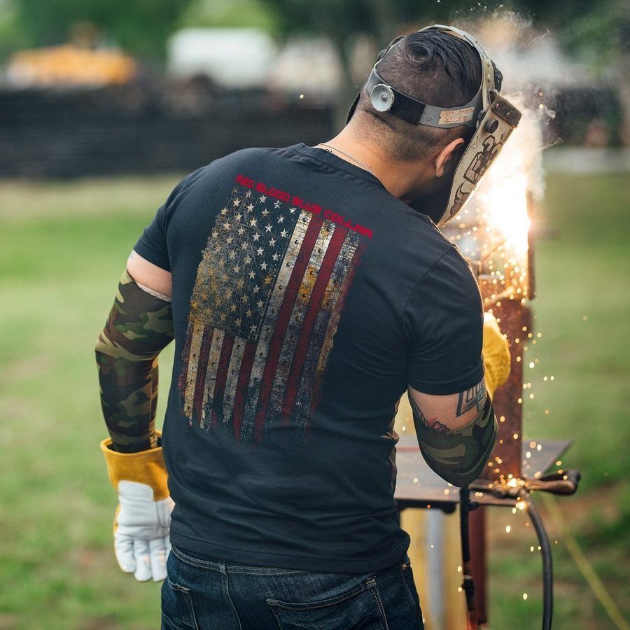 Red Blood Blue Collar¬Æ T-Shirt - Black
