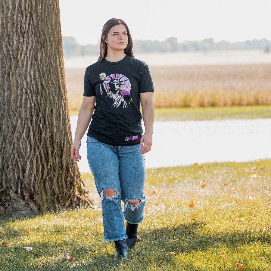Women's Toast To Freedom Boyfriend Fit T-Shirt - Realtree Extreme¬Æ