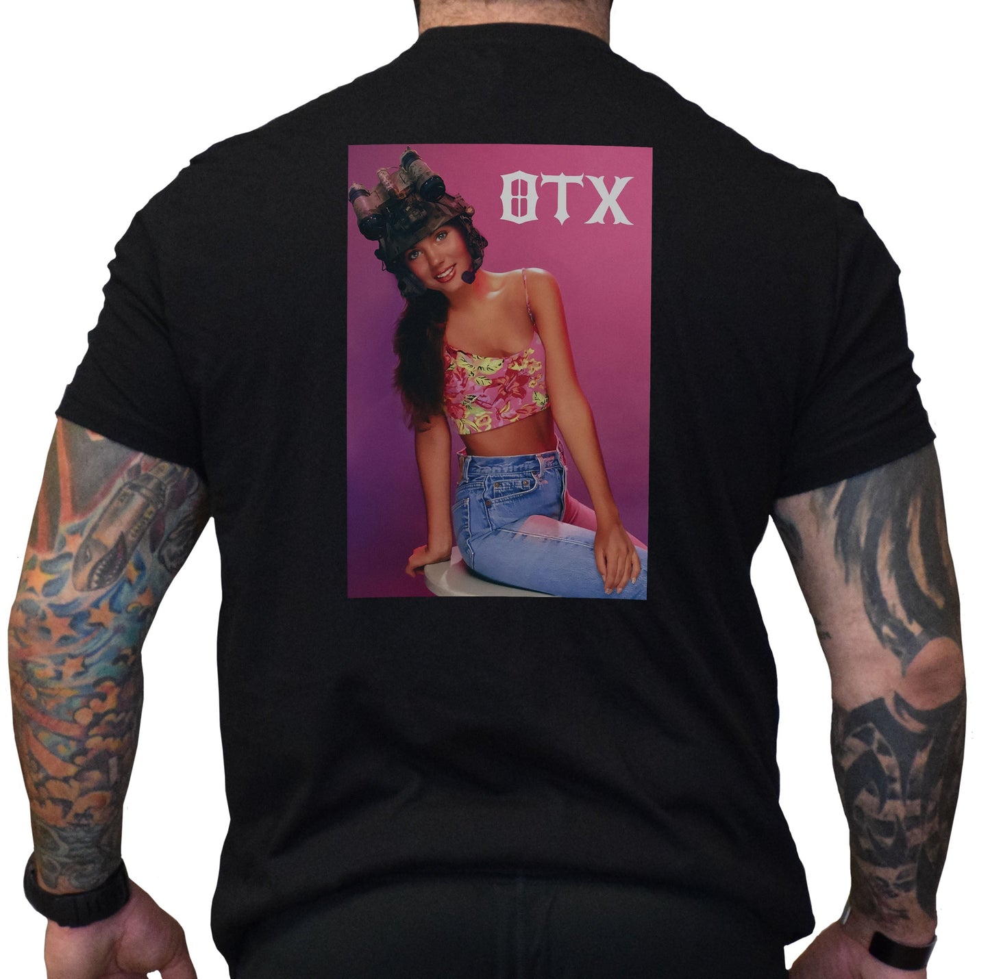 Kellyyy Tee