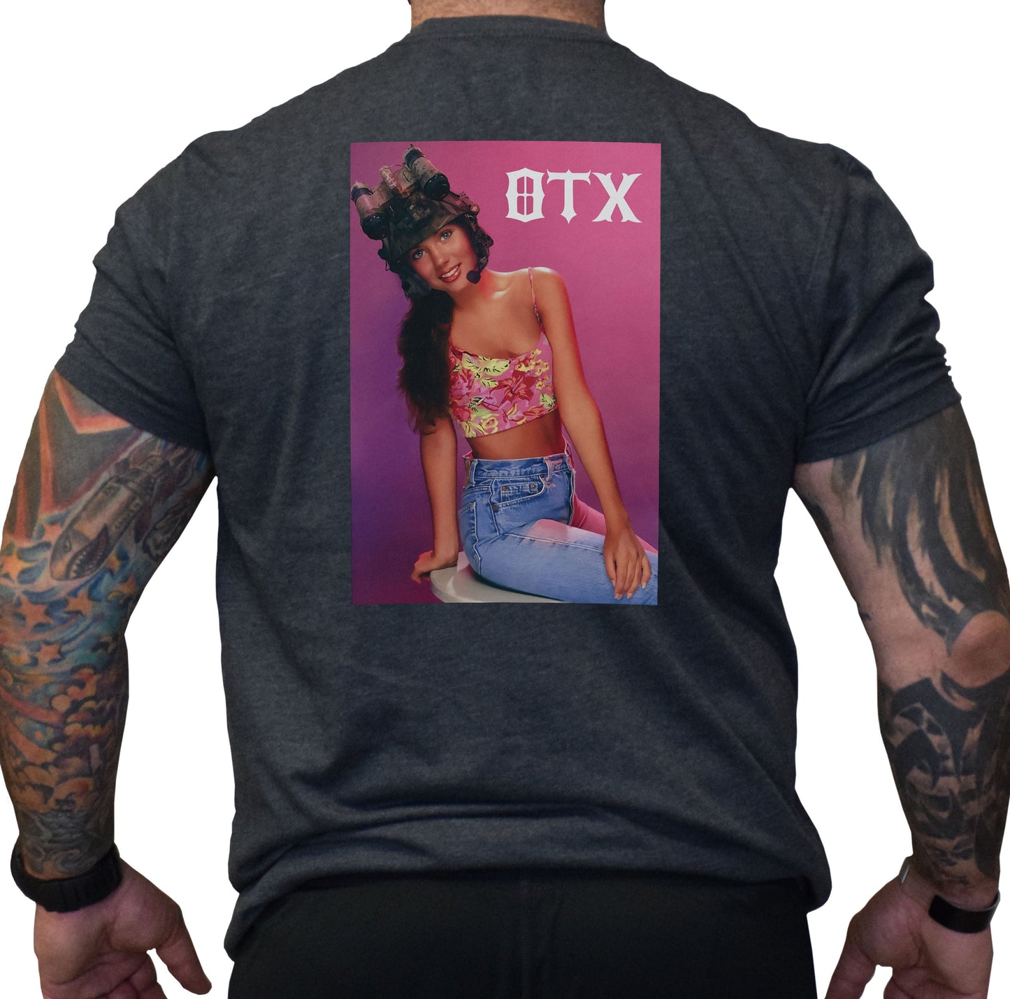 Kellyyy Tee
