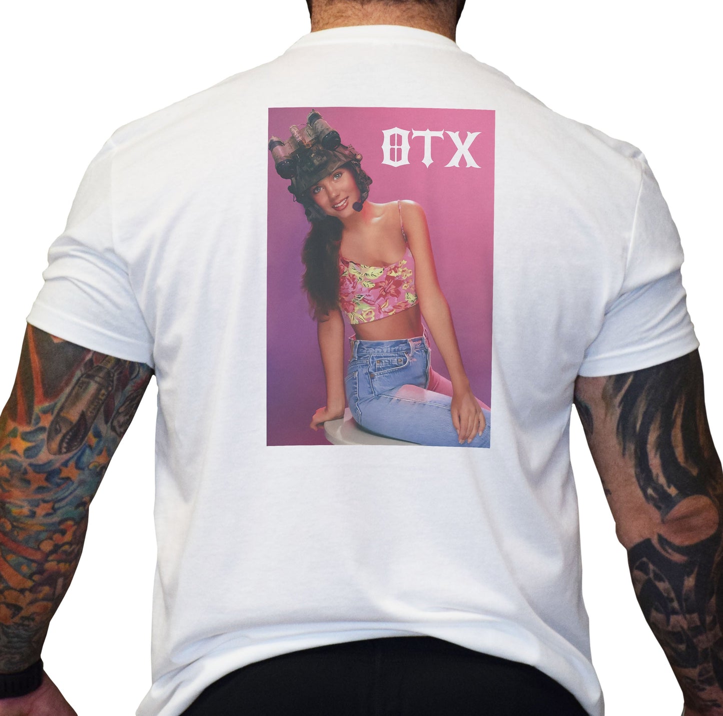 Kellyyy Tee