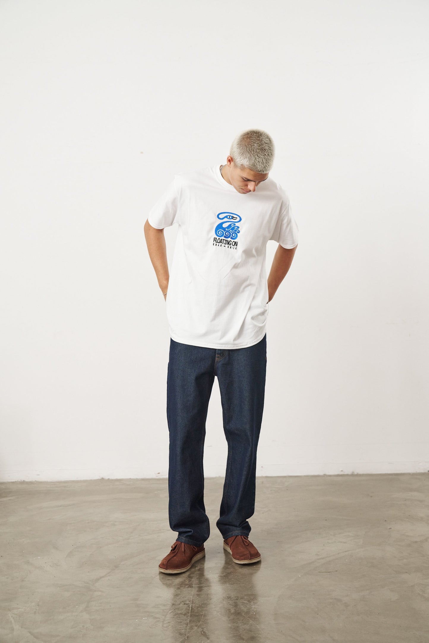 KBAR X UN:IK 'Floating On' Embroidered Tee - White