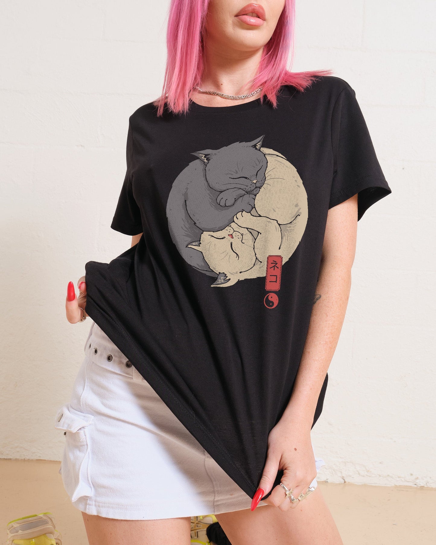 Yin Yang Cats Women's Tee