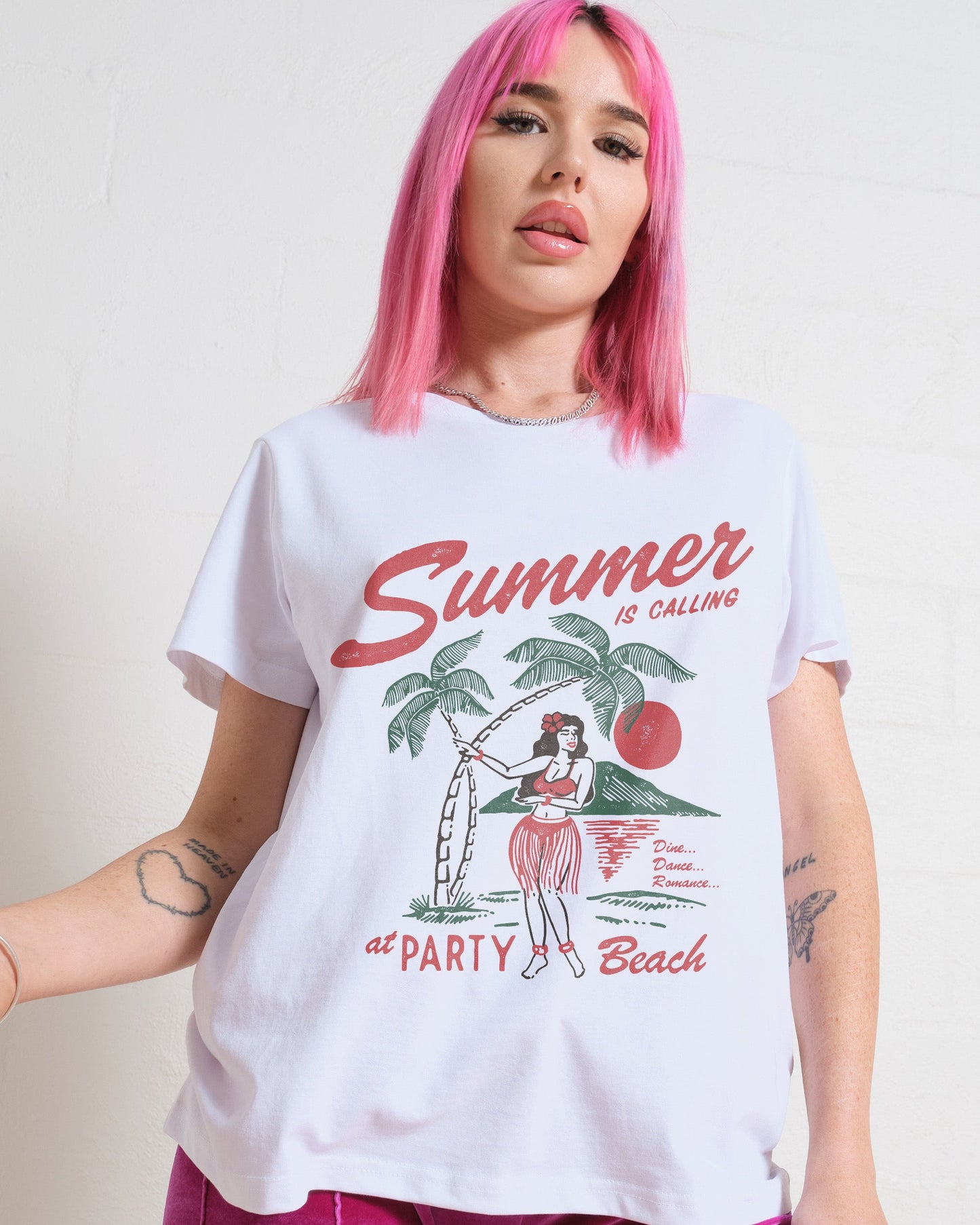 Summer is Calling Women's Tee