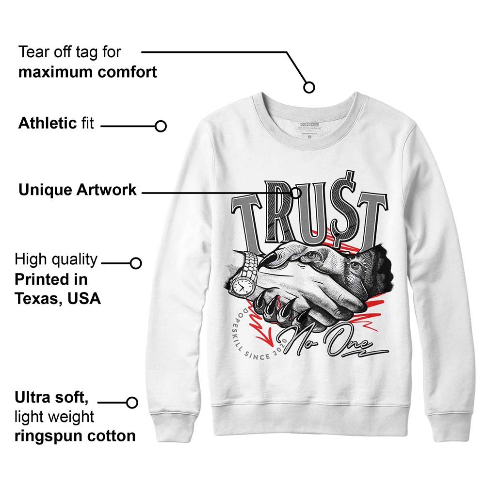 Grey Collection DopeSkill Sweatshirt Trust No One Graphic